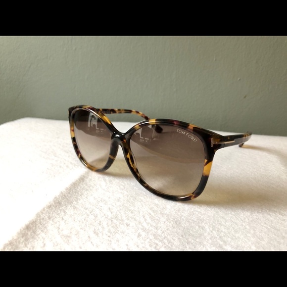 Tom Ford Alicia sunglasses - Picture 2 of 8